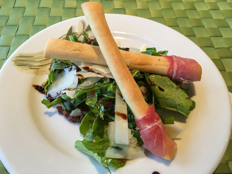 Arugula salad with Serrano Ham & shaved Manchego