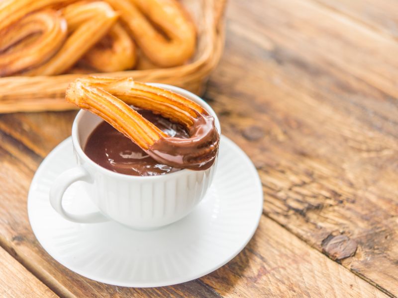 Churros with hot chocolate